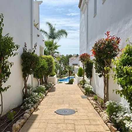 Appartement Senorio De Gonzaga Great 2 Bedroom With A Lovely Community Pool In The Heart Of Nueva Andalucia