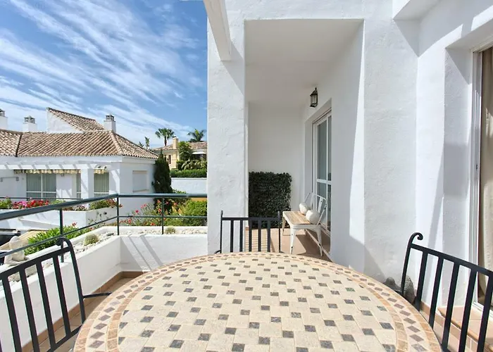 アパート Senorio De Gonzaga Great 2 Bedroom With A Lovely Community Pool In The Heart Of Nueva Andalucia