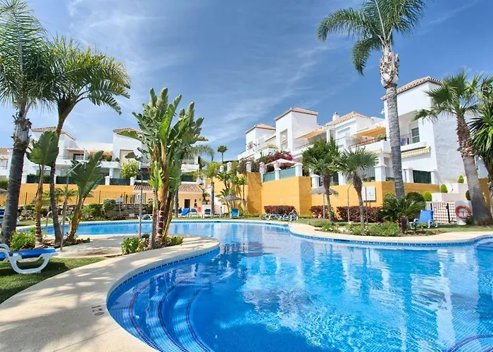 Senorio De Gonzaga Great 2 Bedroom With A Lovely Community Pool In The Heart Of Nueva Andalucia *