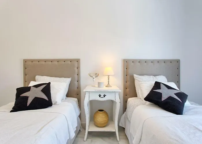 Appartement Senorio De Gonzaga Great 2 Bedroom With A Lovely Community Pool In The Heart Of Nueva Andalucia *