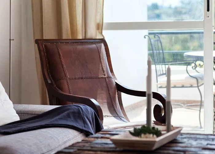 Senorio De Gonzaga Great 2 Bedroom With A Lovely Community Pool In The Heart Of Nueva Andalucia דירה מארבלה