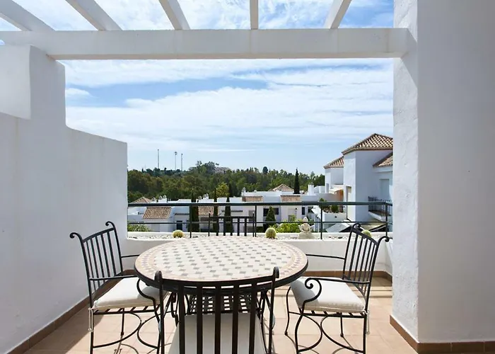 Senorio De Gonzaga Great 2 Bedroom With A Lovely Community Pool In The Heart Of Nueva Andalucia * מארבלה