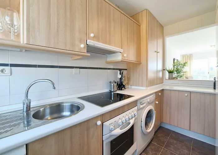 Senorio De Gonzaga Great 2 Bedroom With A Lovely Community Pool In The Heart Of Nueva Andalucia * מארבלה
